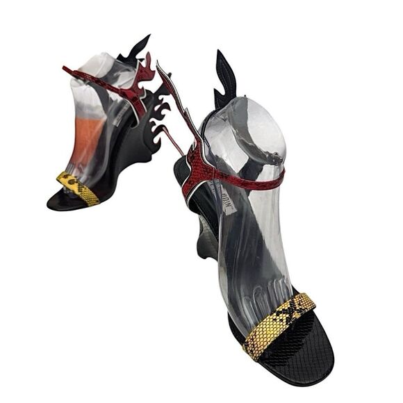 Dolls Kill Cape Robbin Red & Yellow Hell Flame Wedge Heel Size 10 M Patent - Picture 8 of 9